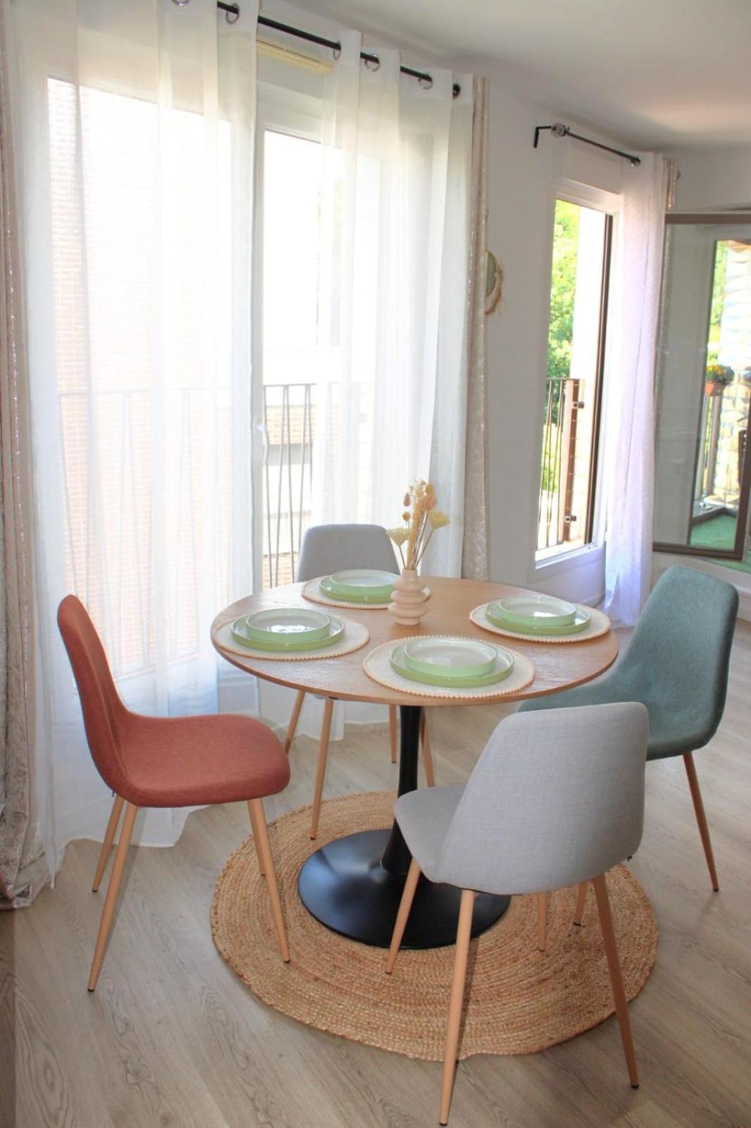 Appartement Elegant Et Lumineux Romainville Dış mekan fotoğraf